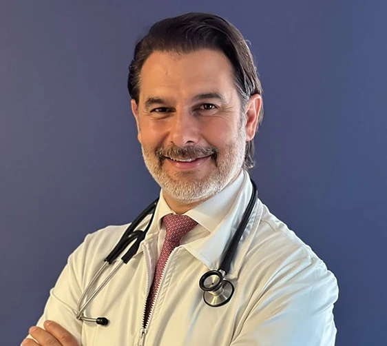 Dr. Fernando Gomes, neurocirurgião